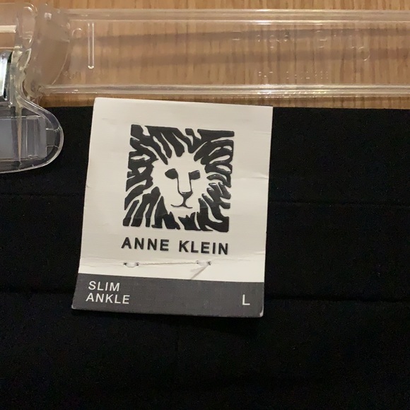 Black Anne Klein Slim Ankle pants - Picture 2 of 6